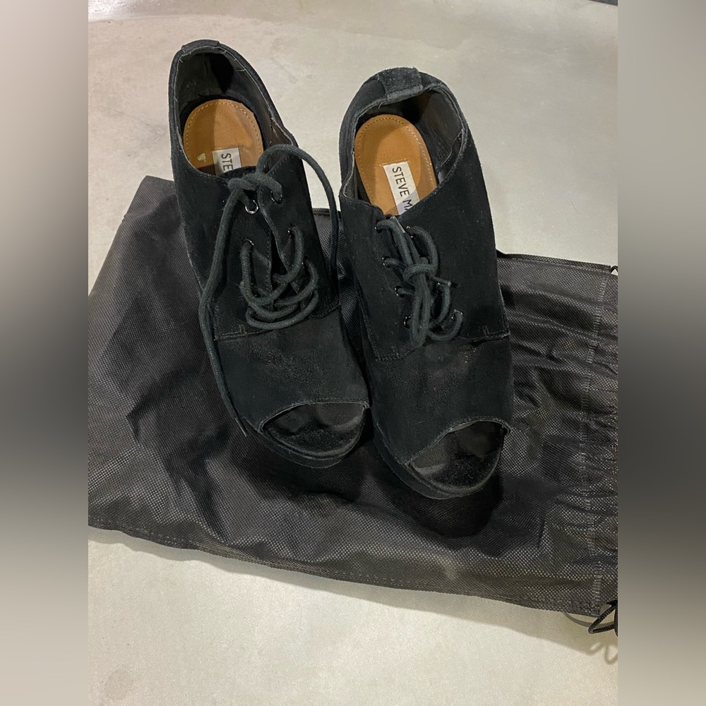 Steve Madden Black High Heels Booties Ankle Size 8.5